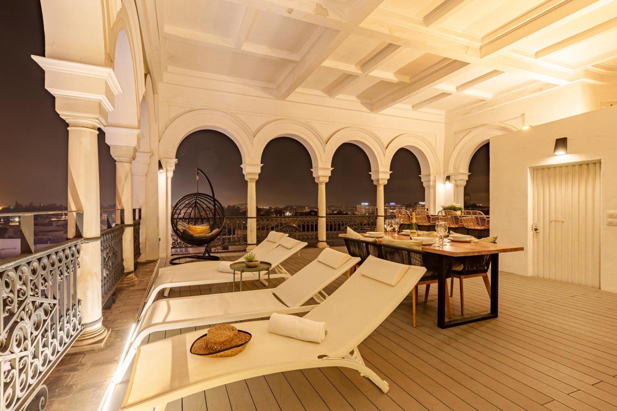 Isg Apartments The Most Exclusive Apartment In Sevillaparking Εξωτερικό φωτογραφία