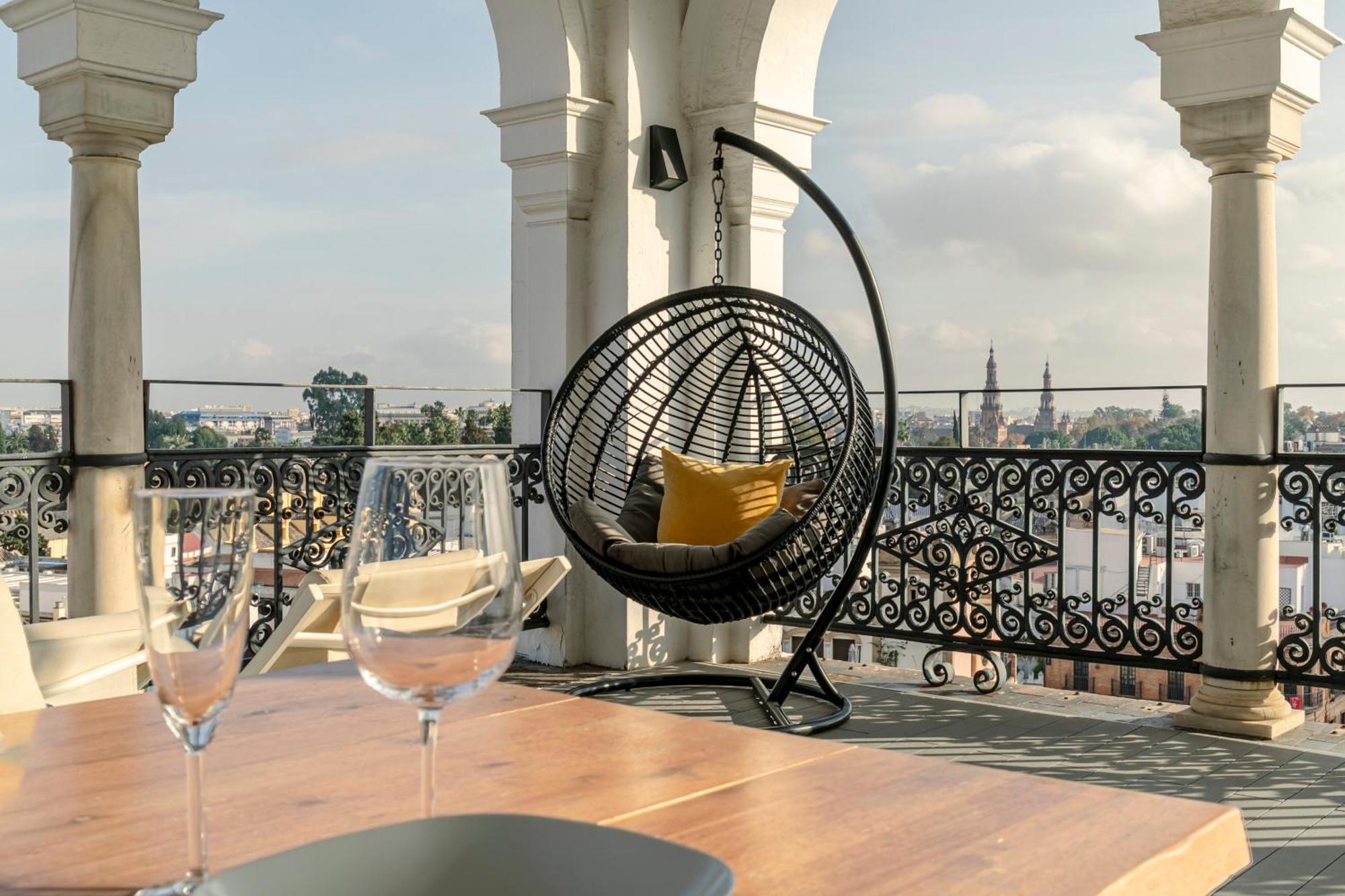 Isg Apartments The Most Exclusive Apartment In Sevillaparking Εξωτερικό φωτογραφία