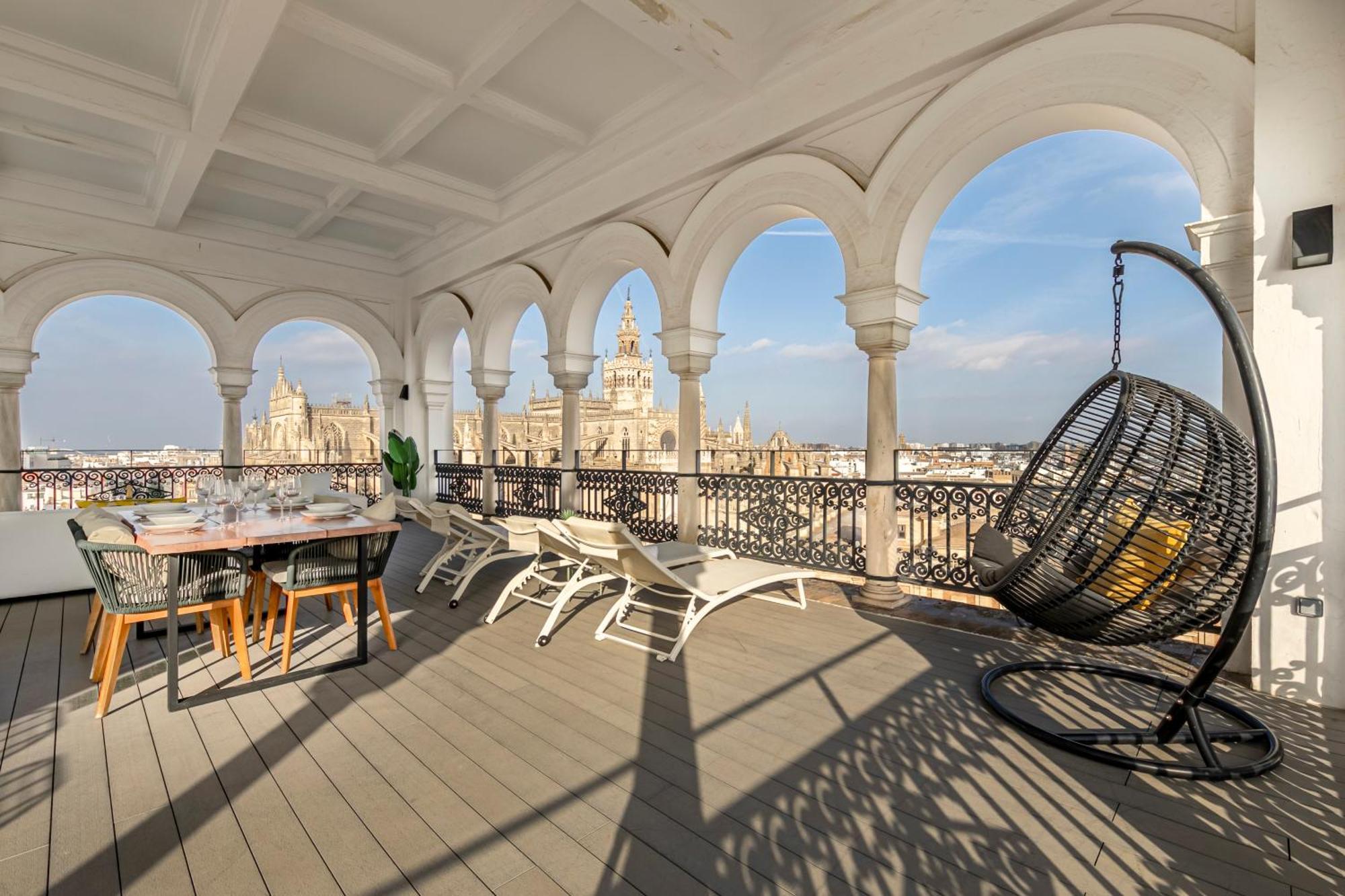 Isg Apartments The Most Exclusive Apartment In Sevillaparking Εξωτερικό φωτογραφία
